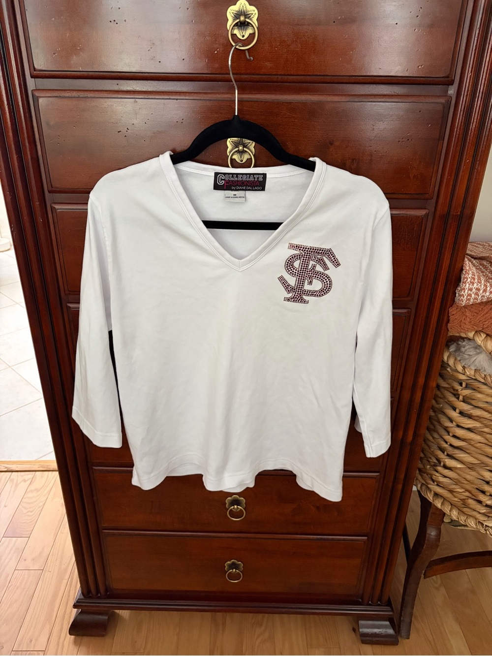 Florida State University women’s size Medium v-nk 3/4 sleeve top - White